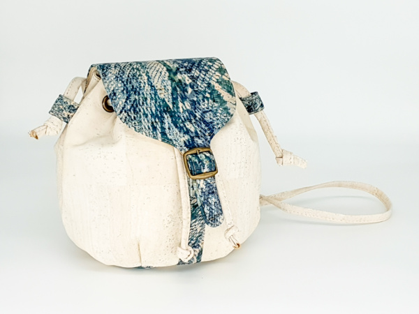 Cork Bucket Bag In Creme With Blue Animal Pattern