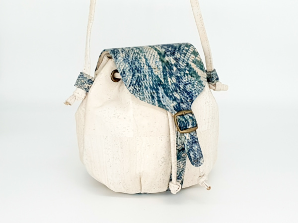 Cork Bucket Bag In Creme With Animal Pattern