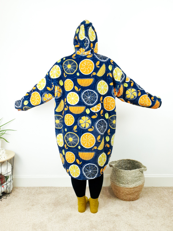 Wearable Blanket with Oranges and Lemons