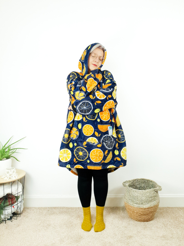 Wearable Blanket with Oranges and Lemons